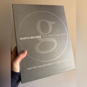 Garth Brooks the First Five Years Book